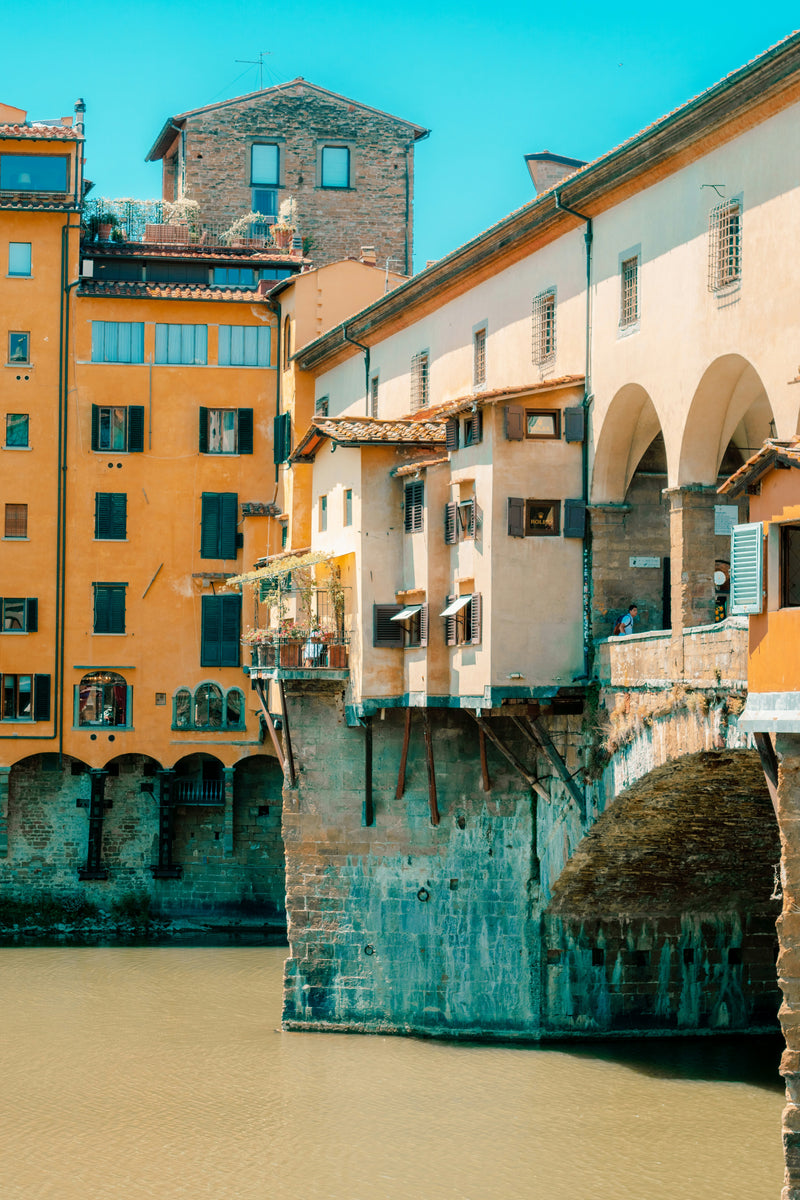 Glimpse of Ponte Vecchio 